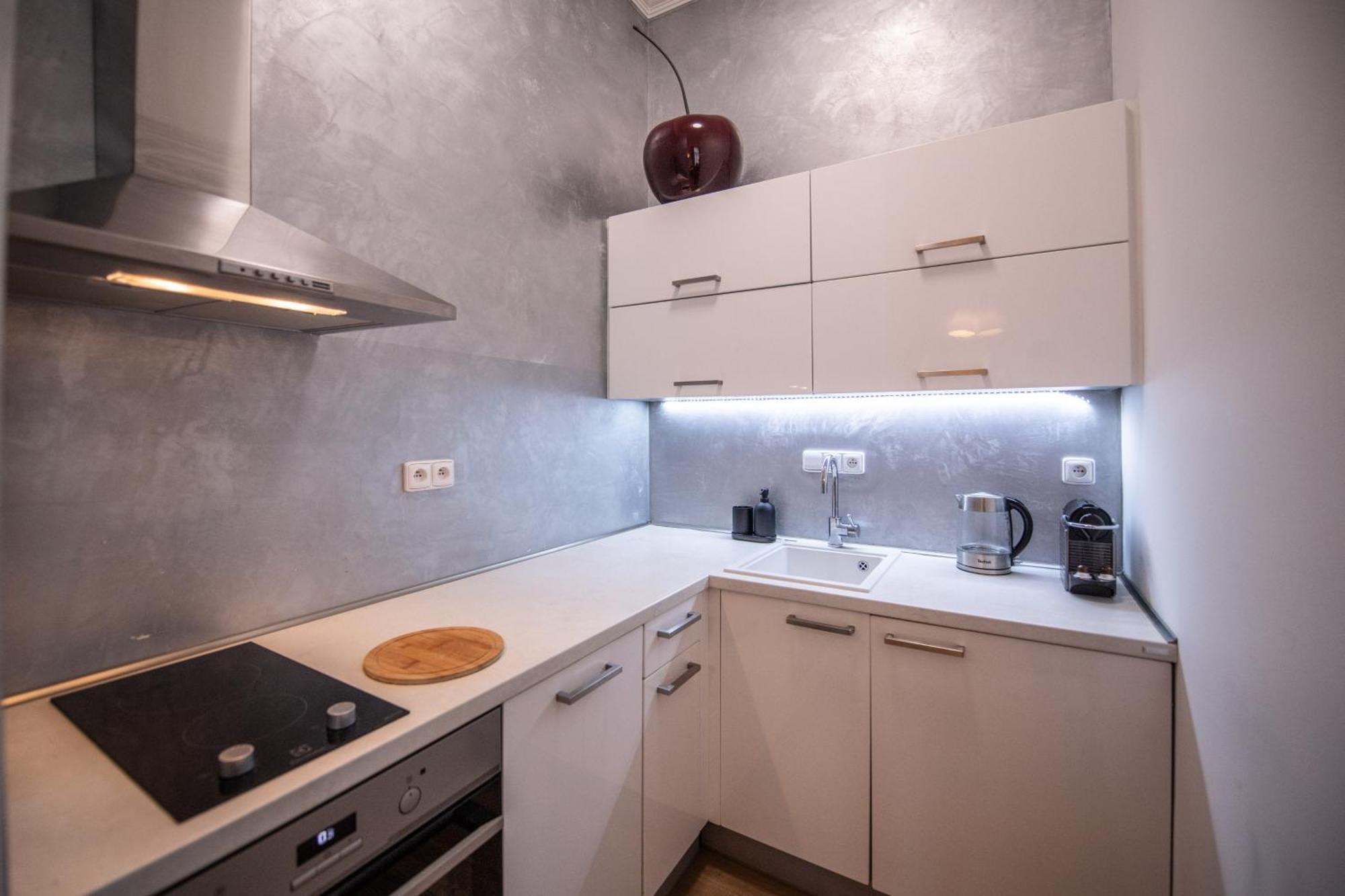 Modern Downtown Apt - Renovated, On Ideal Location Prag Eksteriør billede