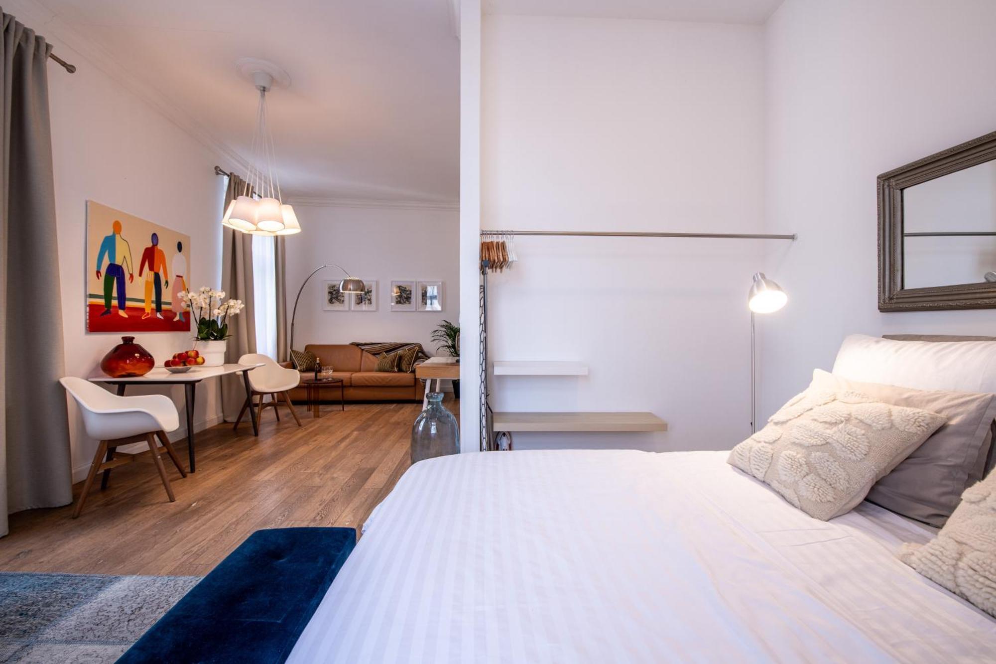Modern Downtown Apt - Renovated, On Ideal Location Prag Eksteriør billede