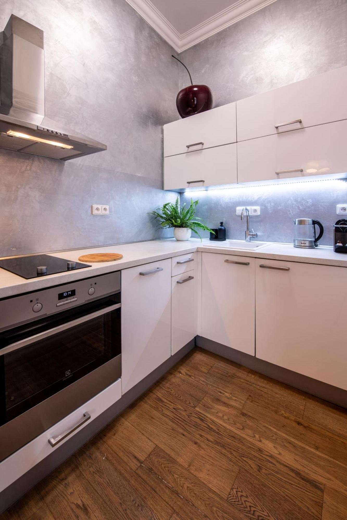 Modern Downtown Apt - Renovated, On Ideal Location Prag Eksteriør billede