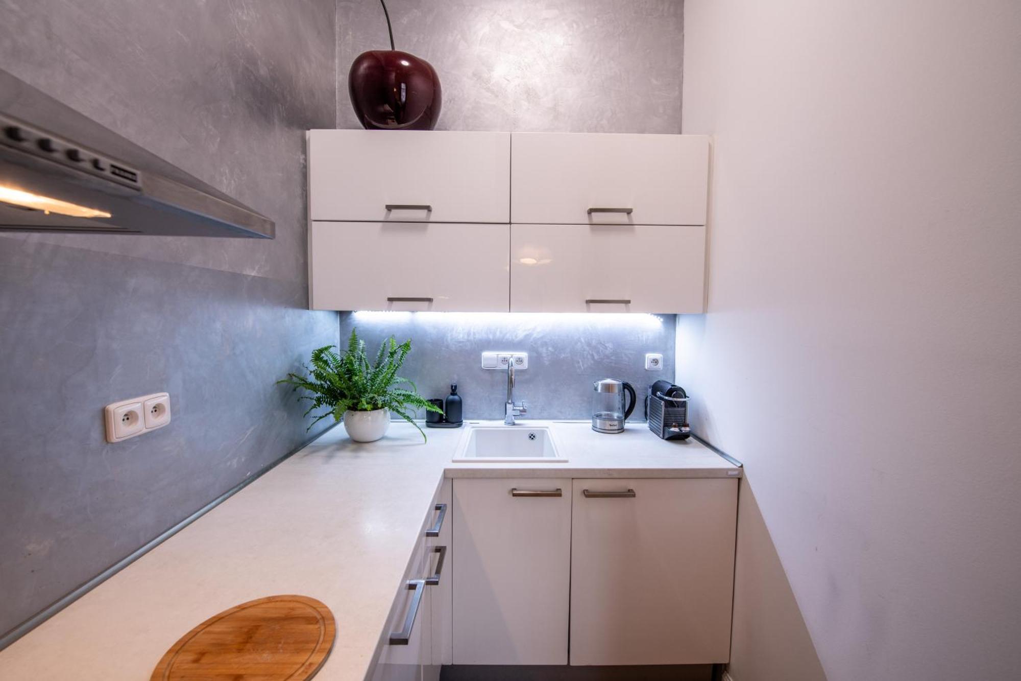 Modern Downtown Apt - Renovated, On Ideal Location Prag Eksteriør billede