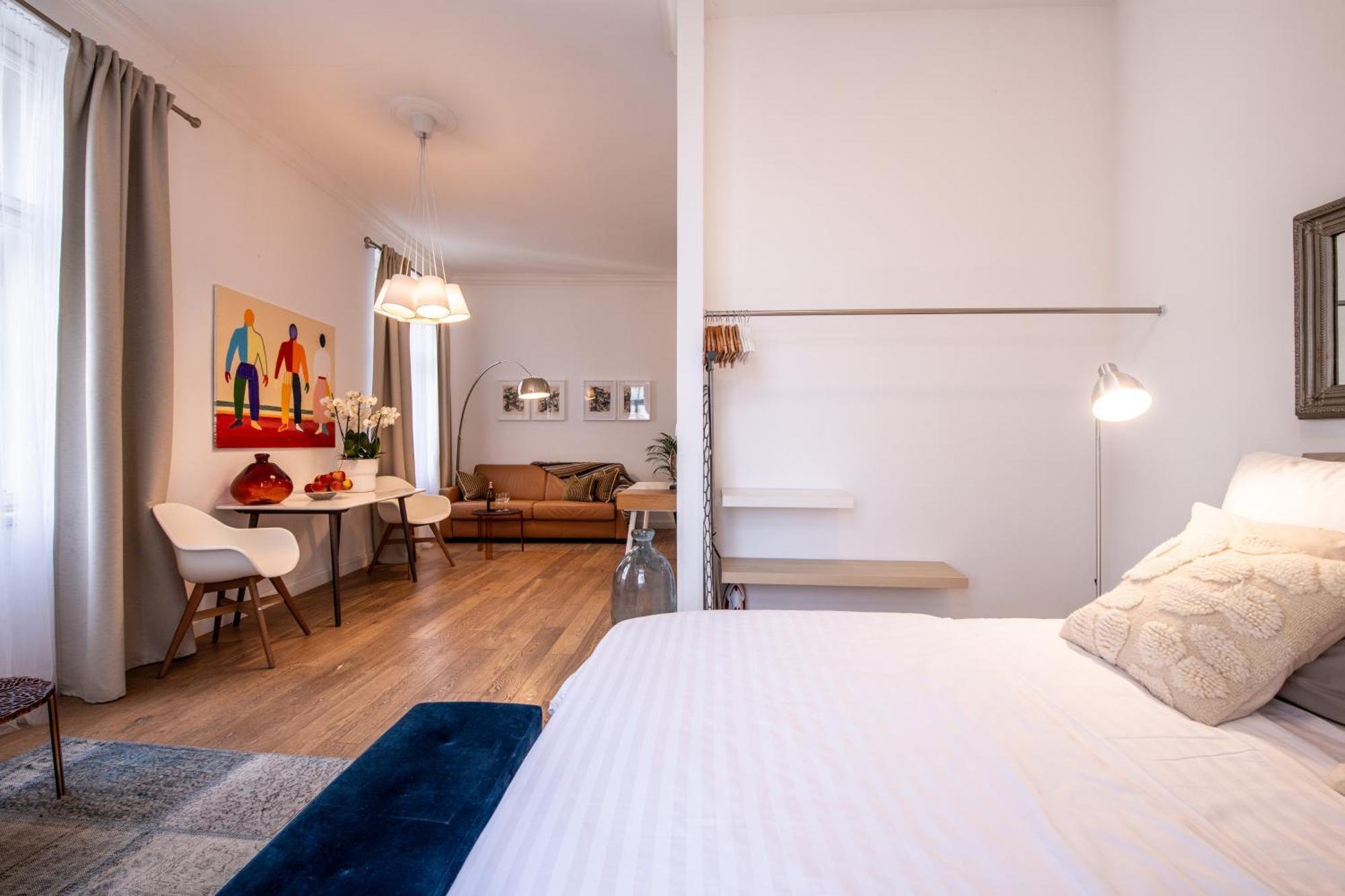 Modern Downtown Apt - Renovated, On Ideal Location Prag Eksteriør billede